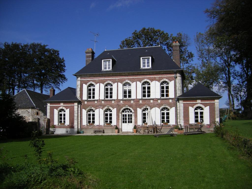 Le Clos Des Hautes Loges Bed & Breakfast